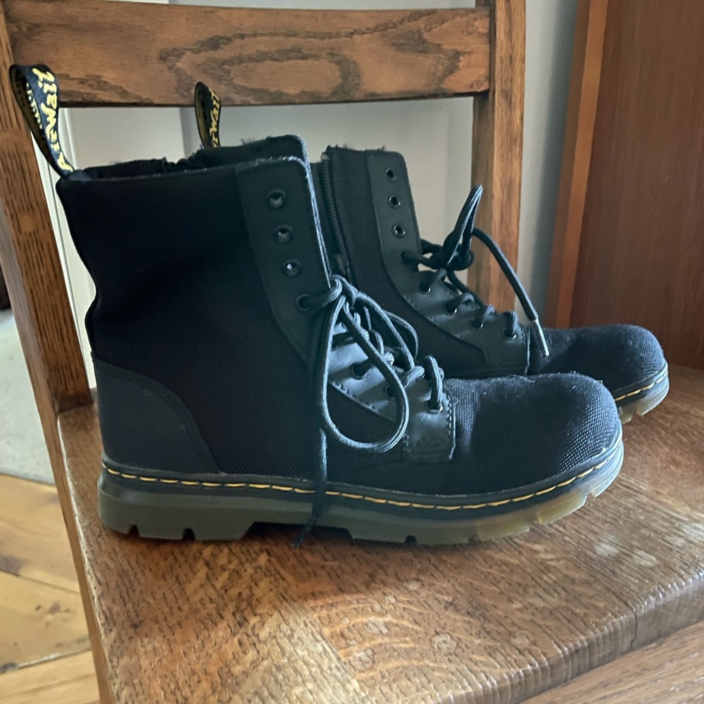 Dr Martens Junior Combs Extra Tough Poly Casual Boots Size US 4 Black
